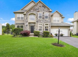 1840 Mayflower Dr, Quakertown, PA 18951