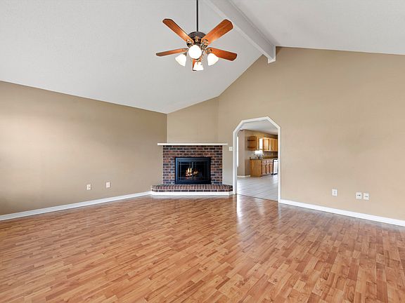 4th image of 8713 Marina Ave