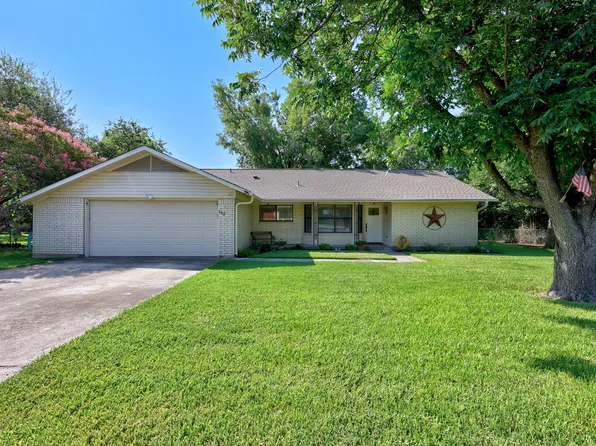 902 Dunman Dr, Georgetown, TX 78628