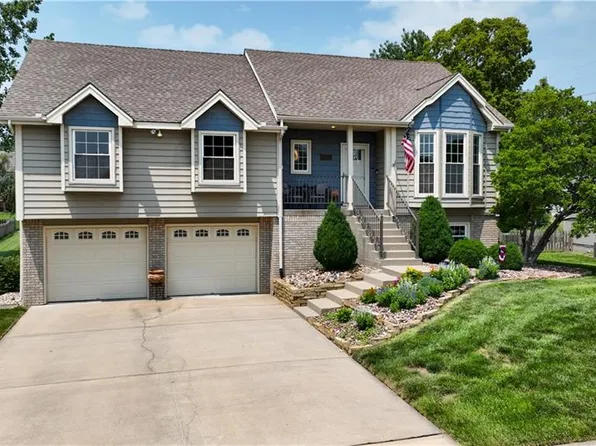 1416 NE 102nd Ter, Kansas City, MO 64155