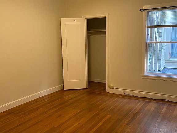 4th image of 2120 Larkin St #104