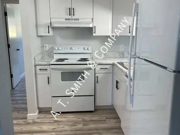 212 S Balsam St #102, Denver, CO 80226