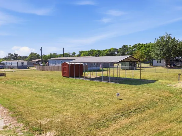 217 Wichita Dr, Quitman, TX 75783