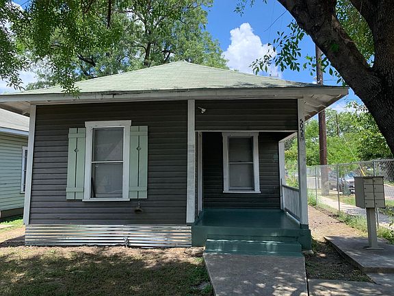 2nd image of 505 Wilmington Ave #D