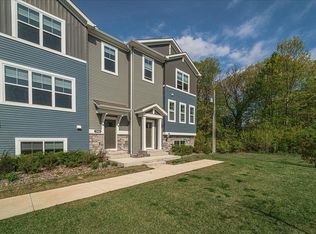 7604 Cody Ln, Inver Grove Heights, MN 55076