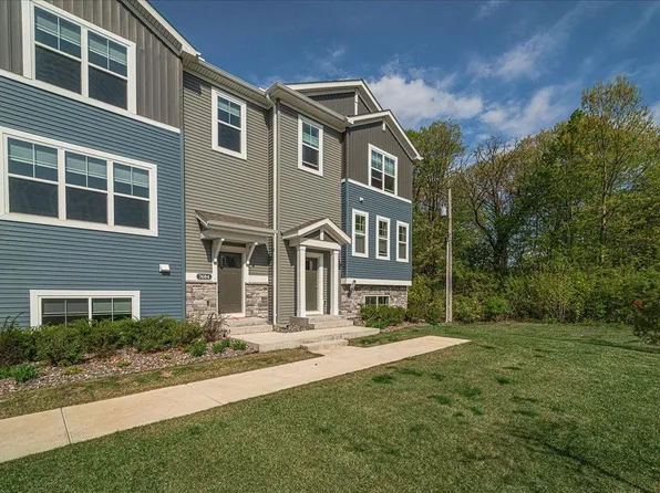 7604 Cody Ln, Inver Grove Heights, MN 55076