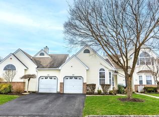 1005 Constance Ln, Port Jefferson Station, NY 11776