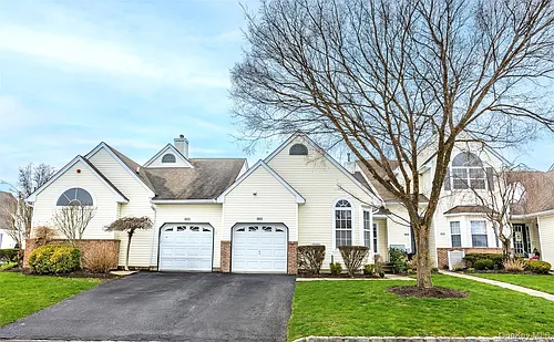 1005 Constance Ln Photo 1