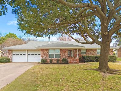 1213 Wade Hampton St, Benbrook, TX, 76126