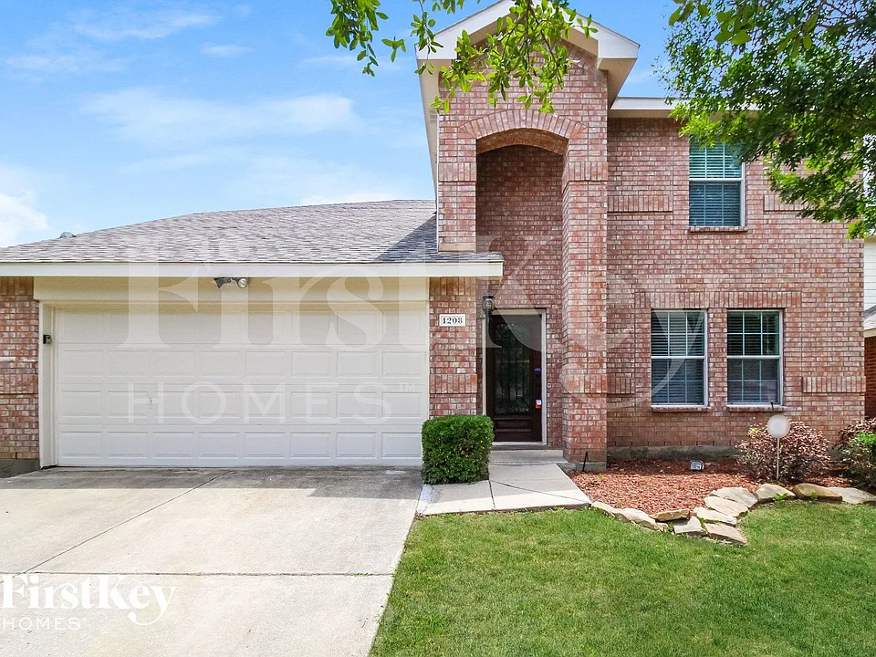 1208 Sage Dr