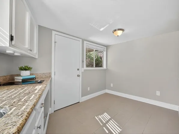 575 La Verne Ave #1, Santa Rosa, CA 95404