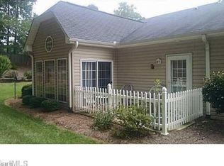 115 E Brick Walk Ct, Mocksville, NC 27028