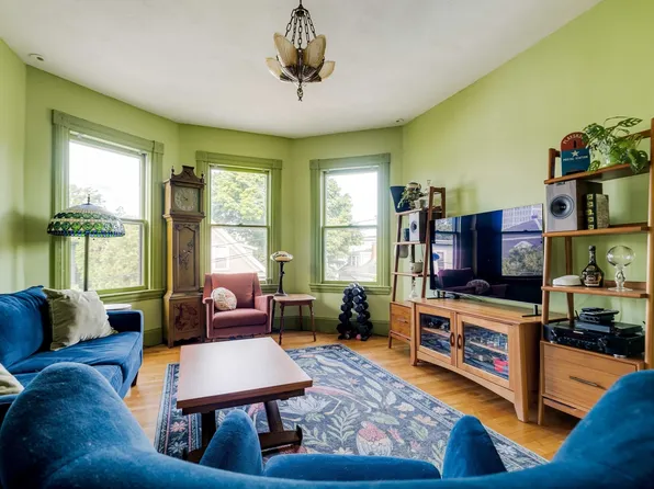 32 Essex St, Cambridge, MA 02139