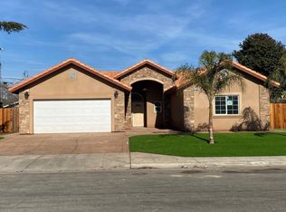 264 W Locust Ave, Pinedale, CA 93650