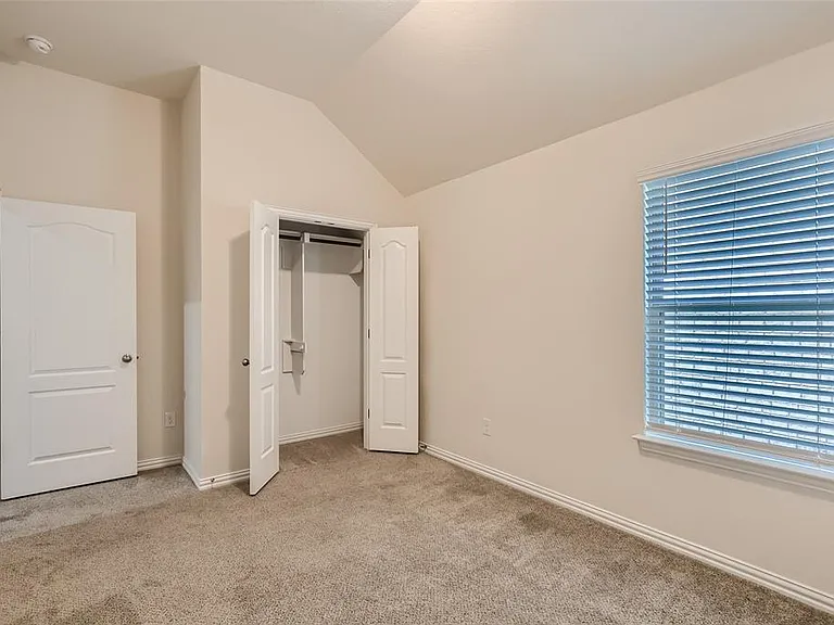 5867 San Savino Dr — Photo 23