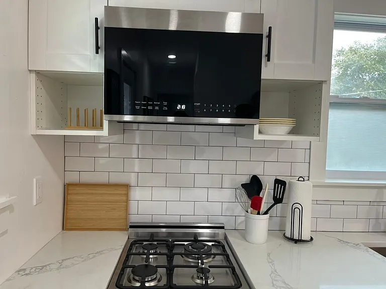 2810 N Mitchell Ave #B — Photo 11