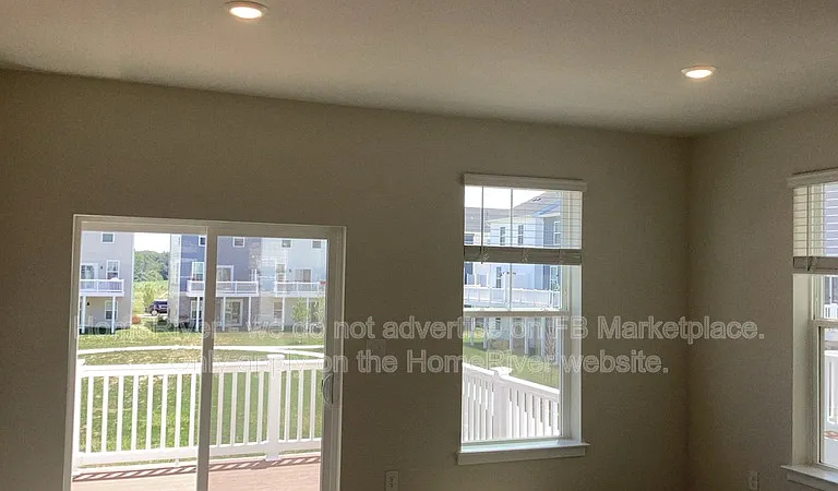 1419 Lake Geneva Dr — Photo 10