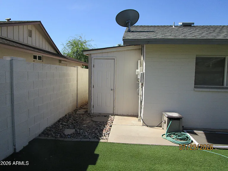 1316 E Donner Dr — Photo 22