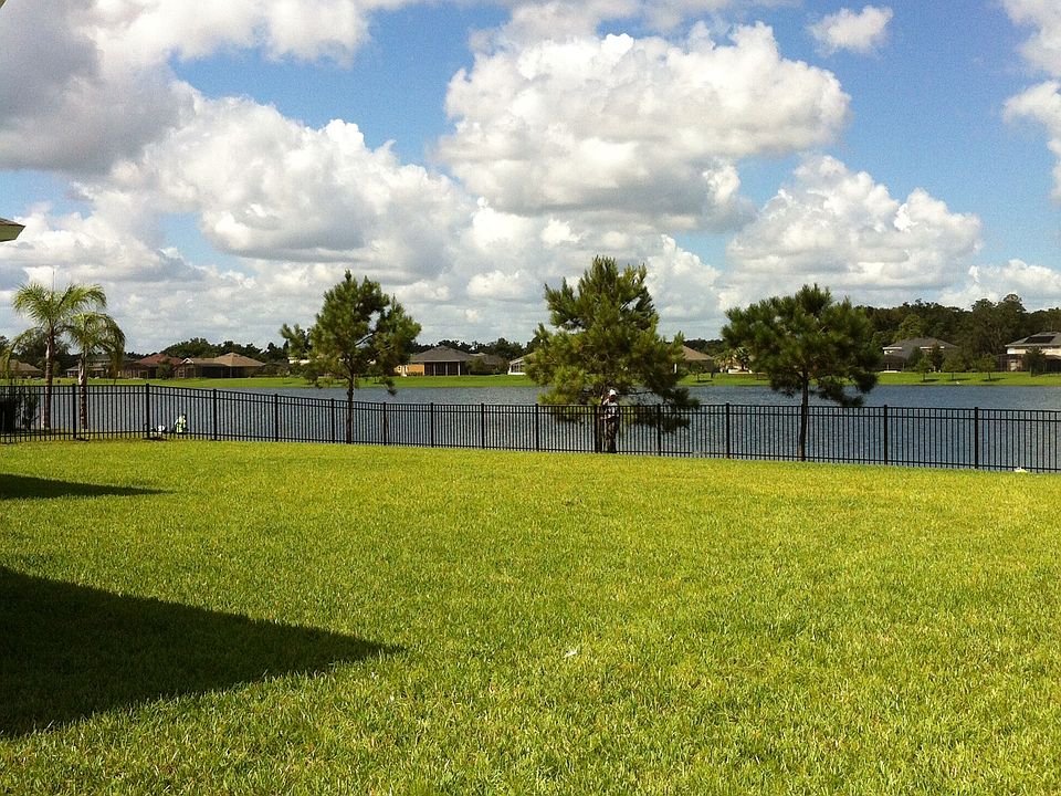 1st image of 732 Scarlet Woods Point