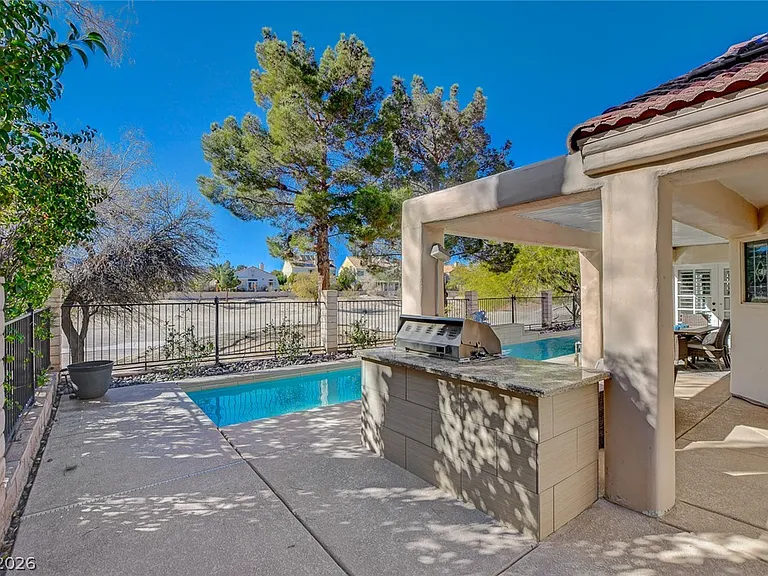 5429 Painted Sunrise Dr — Photo 54