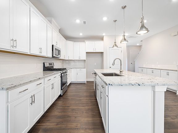 2nd image of 1105 Falling Rock Pl