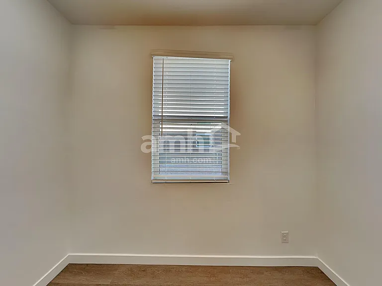 6312 W Calle Bilboa — Photo 6