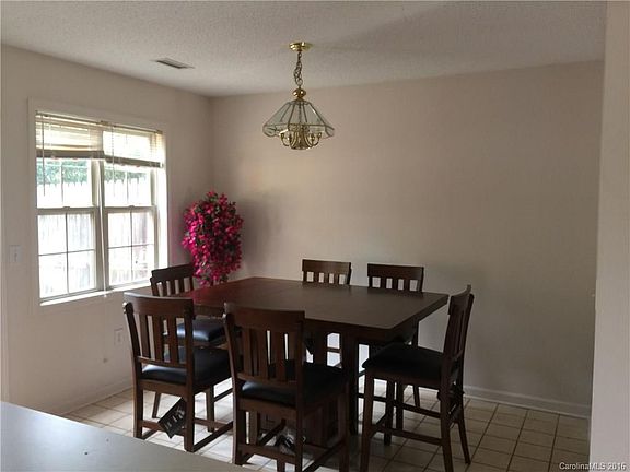 3rd image of 110 Teaberry Ct #16