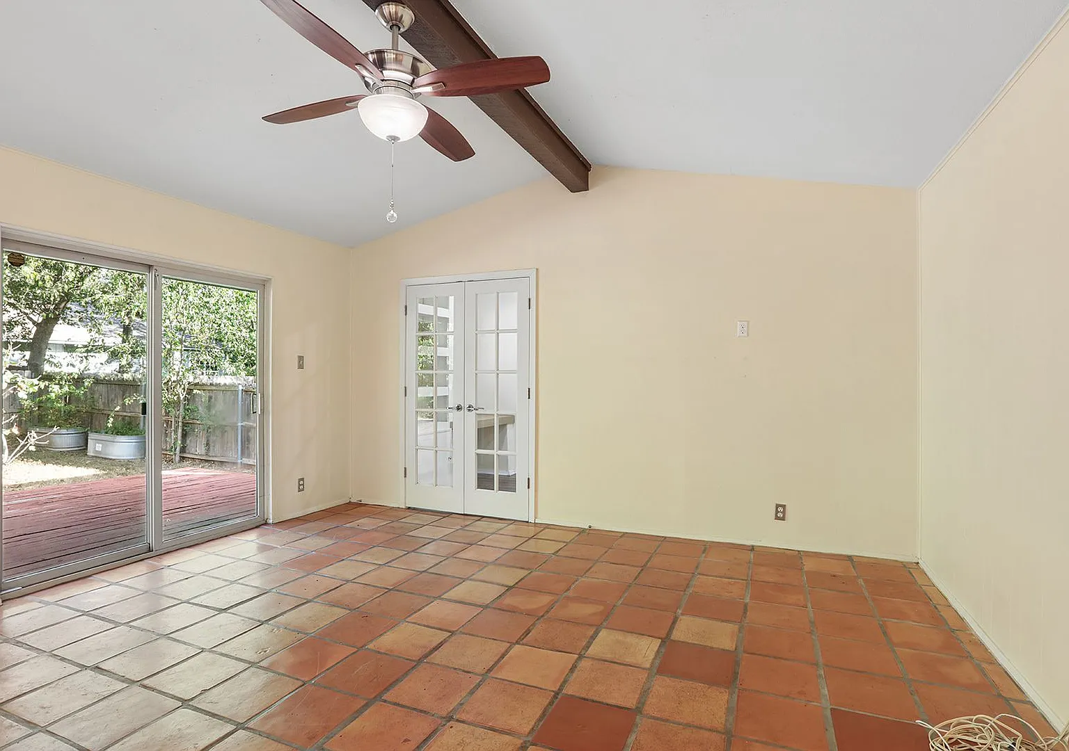 Charming 3 bed, 2 bath home in Mesa Park neighborhood! — Photo 4