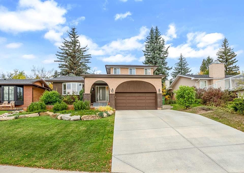 1st image of 135 E Cantree Pl SW