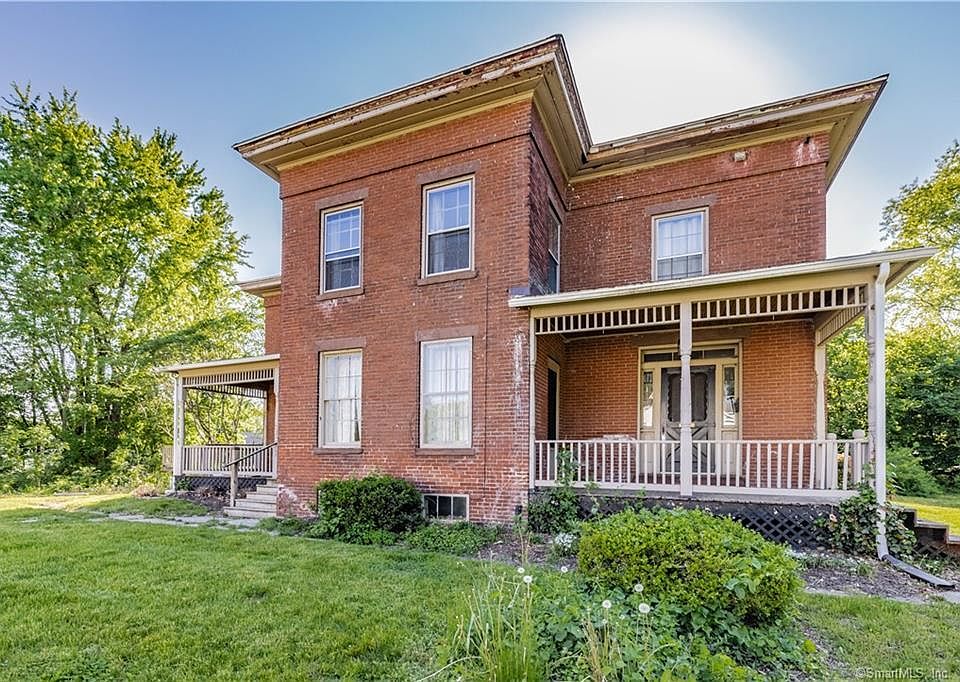 165 Elm St, Windsor Locks, CT 06096 Zillow