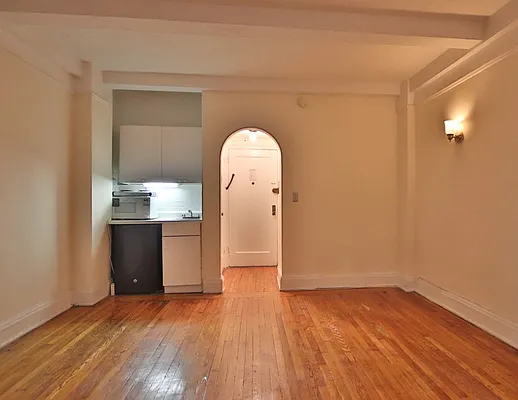 Rented by MetroNest | media 8