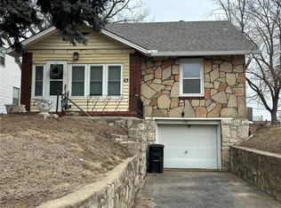 43 S 19th St, Kansas City, KS 66102