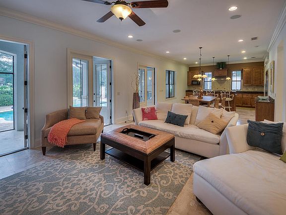 3rd image of 1607 San Marina Blvd