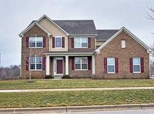 372 Comstock Dr, Elgin, IL 60124