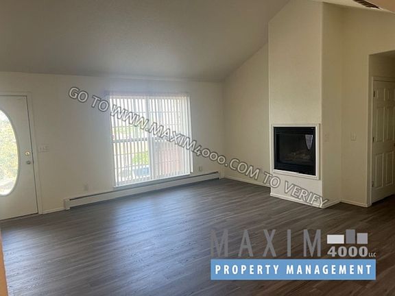3rd image of 401 E Mayfield Dr