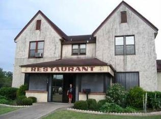 604 N Esplanade St, Cuero, TX 77954
