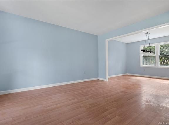 5th image of 7124 Candlewyck Ln