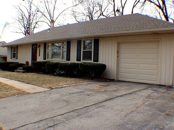 2nd image of 4228 N Cypress Ave