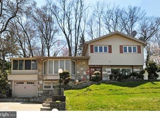 1059 Old Ford Rd, Huntingdon Valley, PA 19006