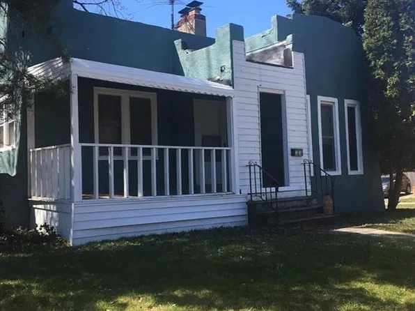 33 Utica Rd, Pontiac, MI 48341