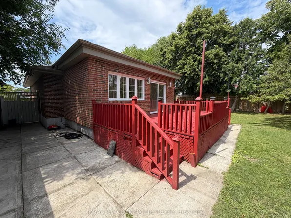 834 Mississauga Valley Blvd, Mississauga, ON L5A 1Z8