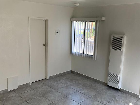 3rd image of 4305 S Centinela Ave APT 13