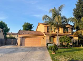 3931 E Hillcrest Ave, Visalia, CA 93292