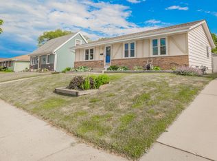 1531 W Upham Ave, Milwaukee, WI 53221