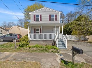 40 Gifford Ave, Dartmouth, MA 02747