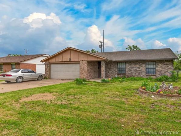 520 Carol Rd, Bartlesville, OK 74003