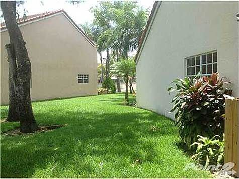 4th image of 8289 NW 70th St