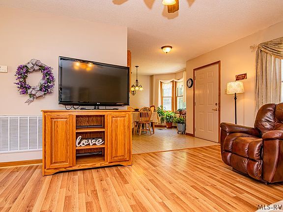 4th image of 170 Kings Ln