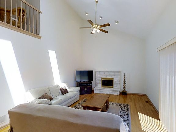 5th image of 8521 N Chester Ave