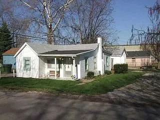 248 Benfield Ave photo 1